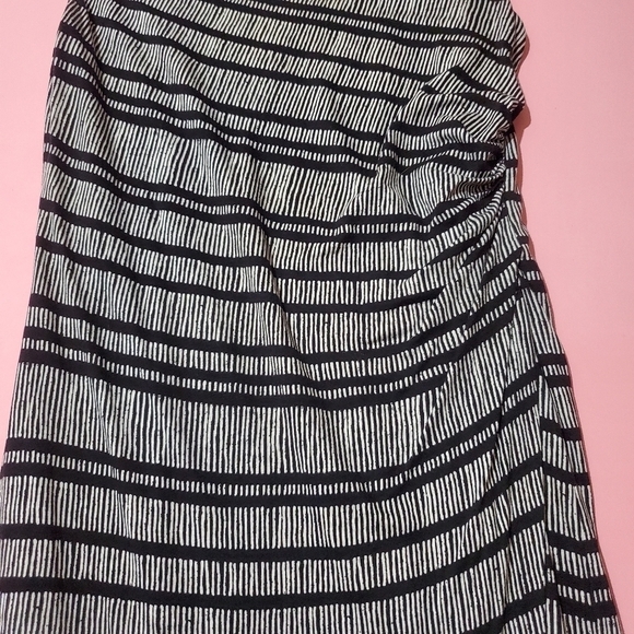 Loft Line Print Design Pattern Knit Black and White Professional Work Sleevless - Picture 5 of 7